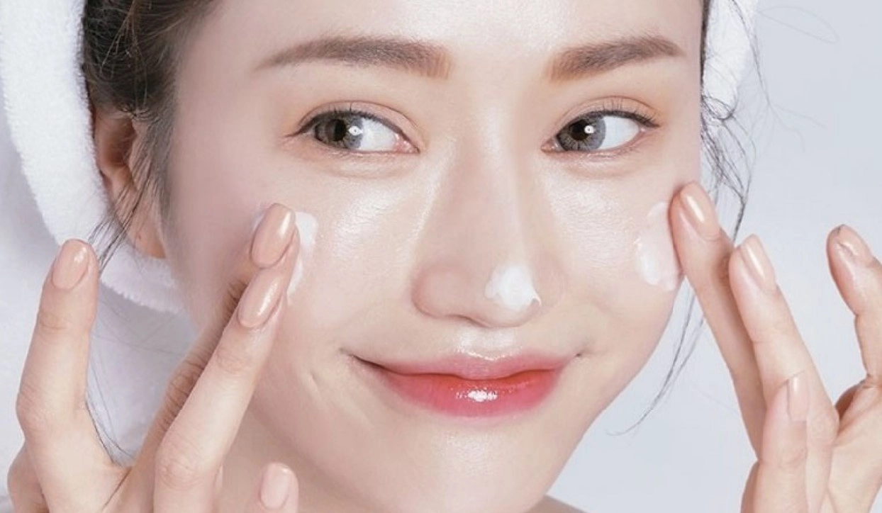 Chăm sóc da cùng các sản phẩm Skincare chính hãng tại Droppii Mall